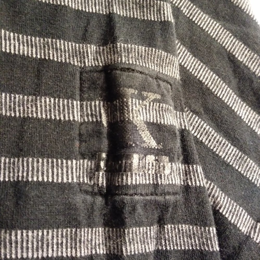 CALVIN KLEIN LONG SLEEVE #8 - Picture 4 of 5